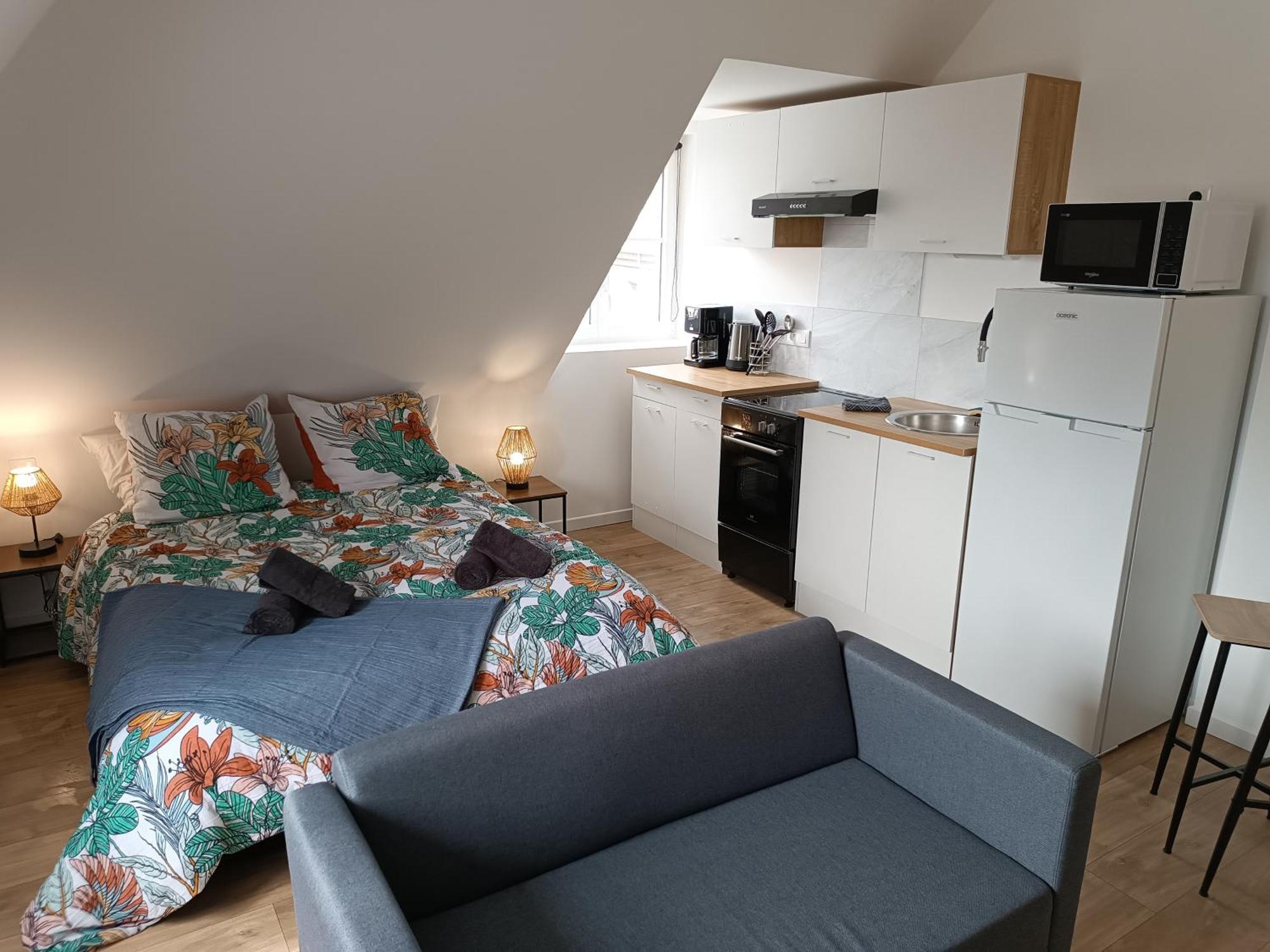Appartement Elegant Studio ~Hyper Centre~ à Coutances Extérieur photo